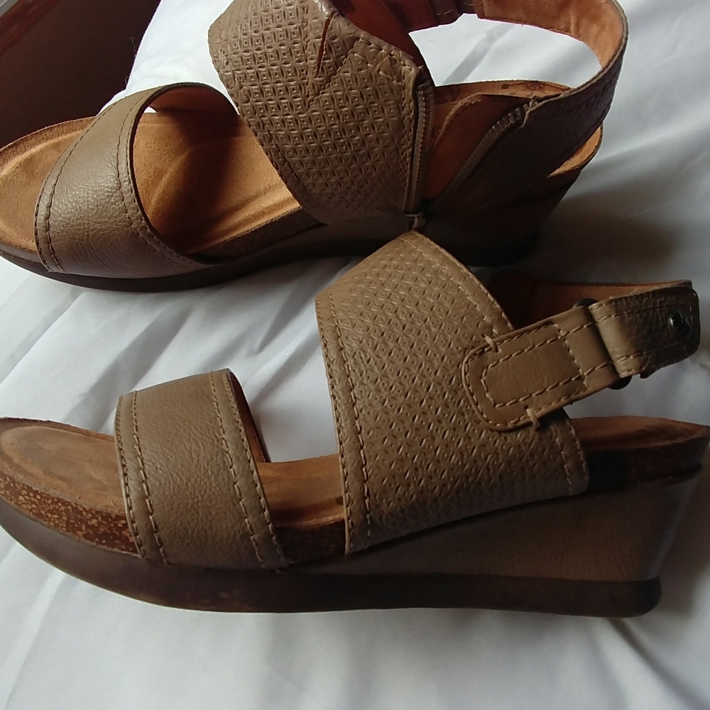 Cobb Hill Sandals